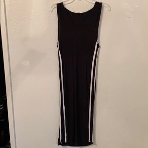Bodycon side stripped dress